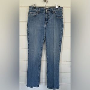 Levi’s Relaxed Bootcut 550 Jeans